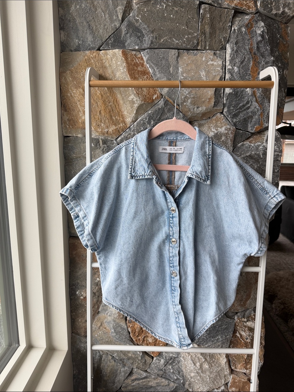 Zara Faded Blue Denim Short-Sleeve Button-Up